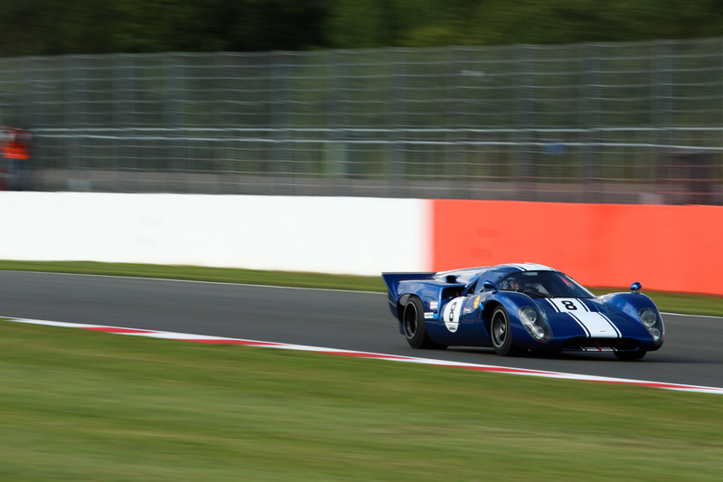 Illustration for article titled Ogle At The Best Cars Racing At The Silverstone Classic